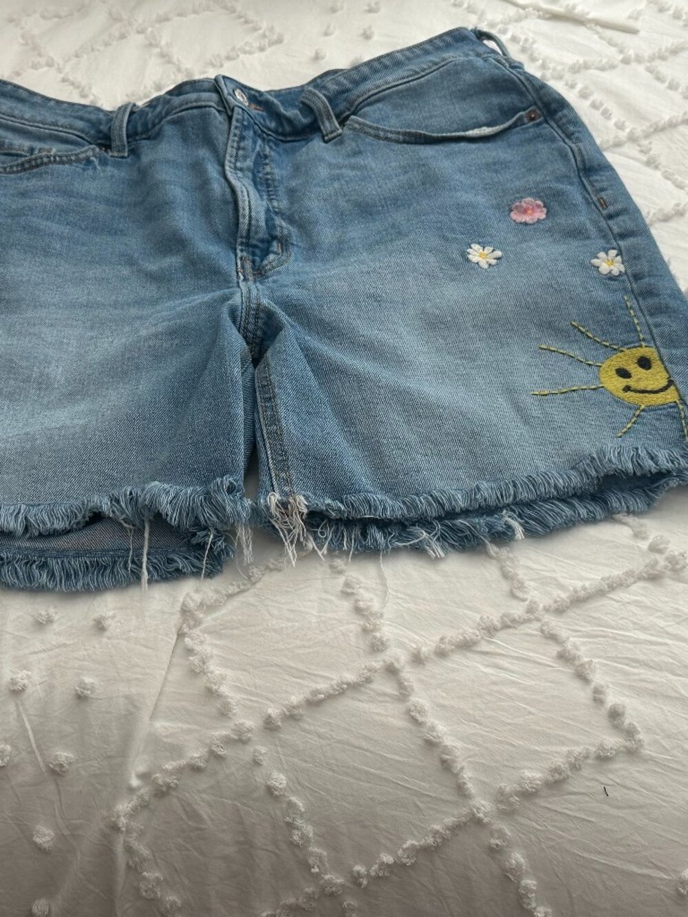 Old Navy Embroidered Denim Shorts 16 High Rise Y2K Floral Sun